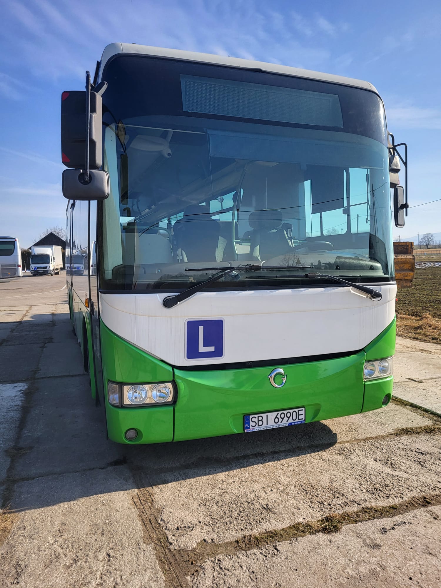 Egzaminy na prawo jazdy w CKZ Cypcer – przygotowanie do testów teoretycznych i praktycznych