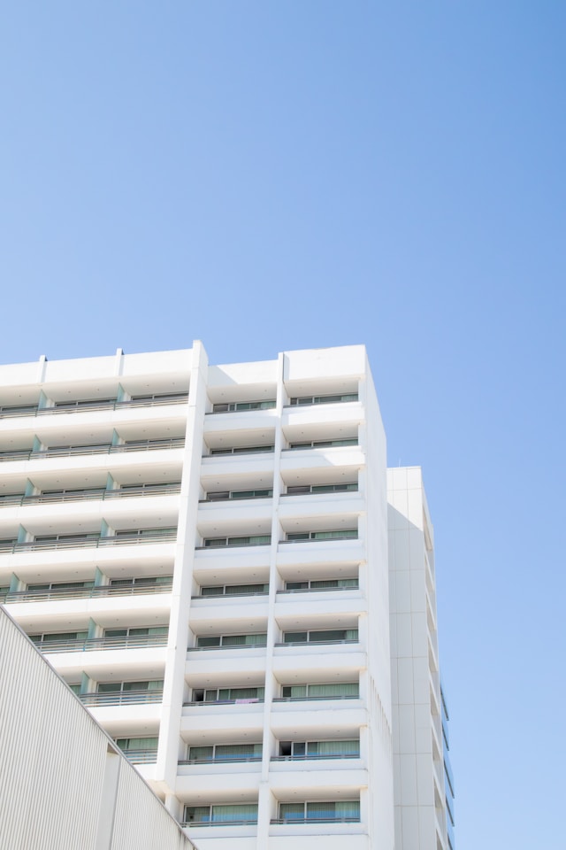 Immobilienankauf für den eigenen Bestand in Bremerhaven und Bremen