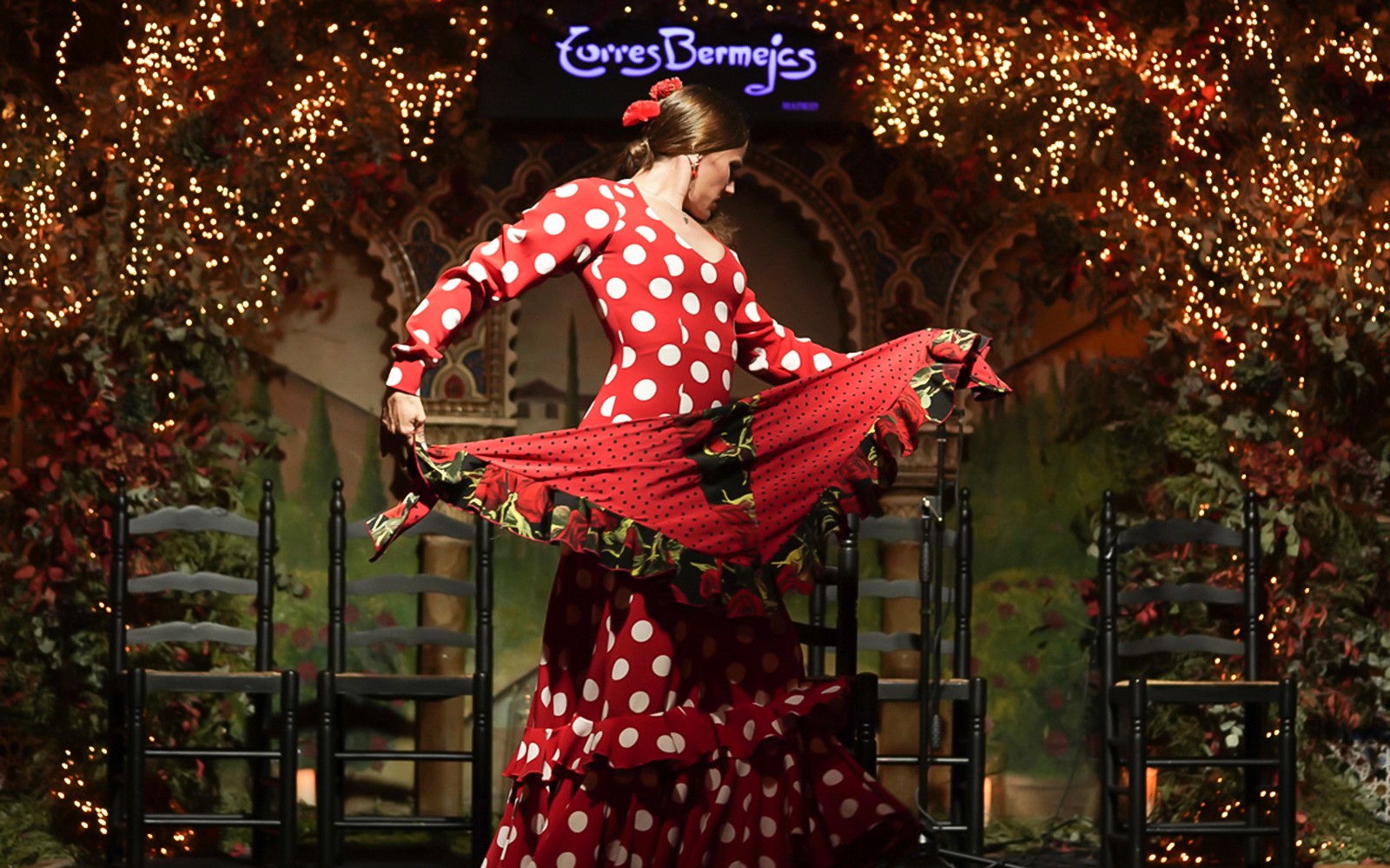 弗拉门戈舞者将在马德里皇宫游期间于托雷斯贝尔梅哈斯演出。