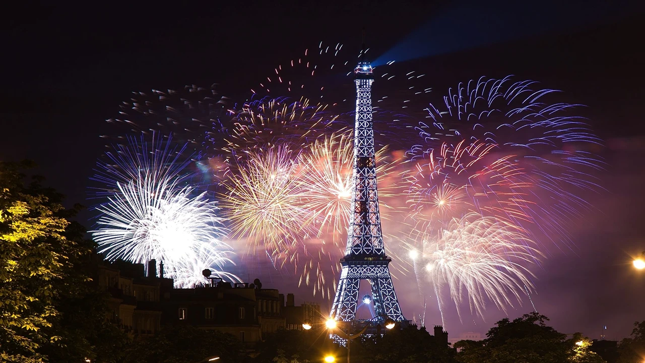 Pariz ohnostroj