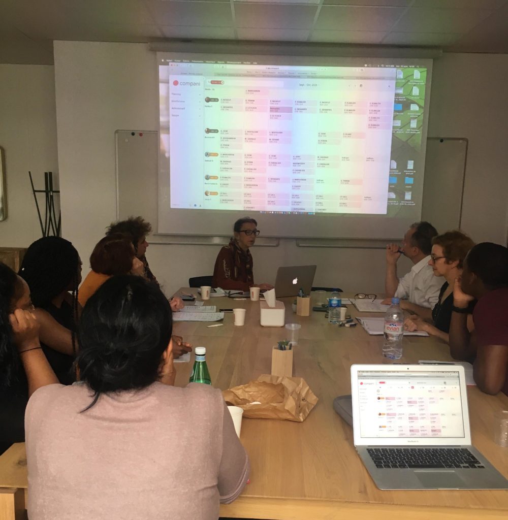 Collaboration sur la constitution des plannings en equipe autonome avec l'outil Compani