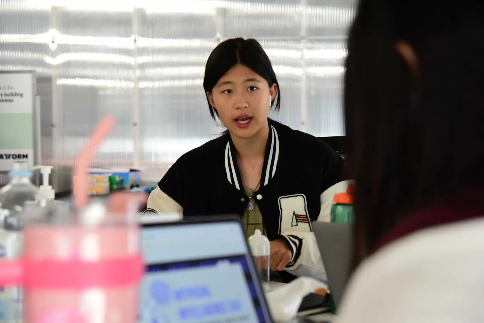 Life at TKS — students and mentors during the program (photo 3)