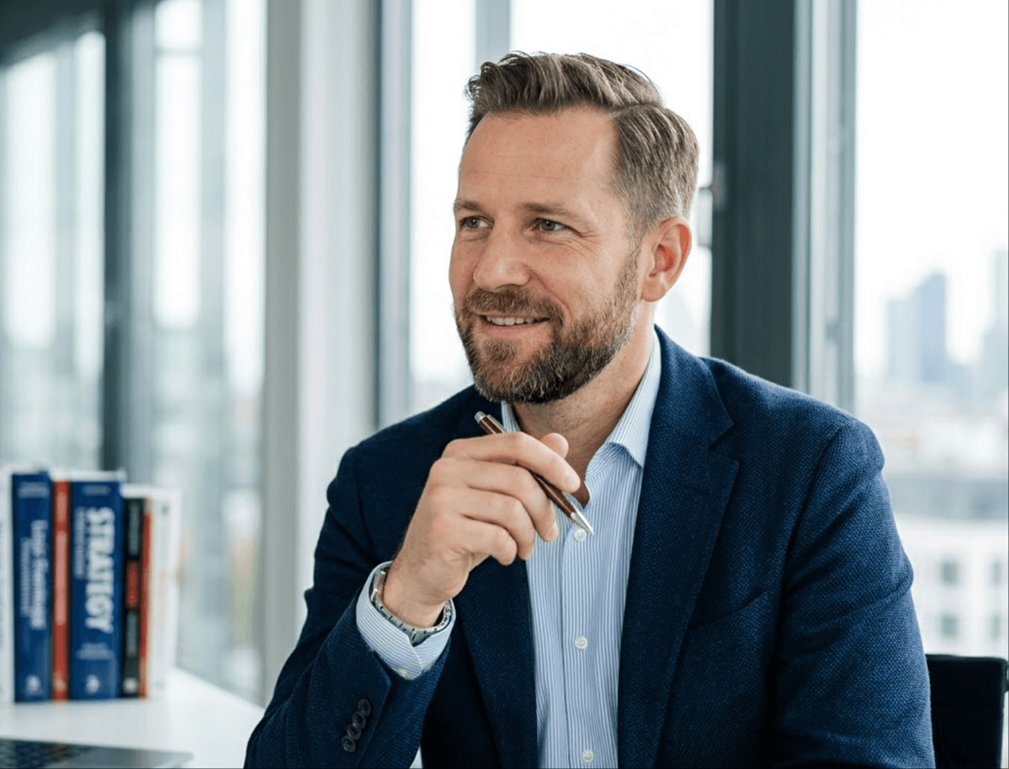 Консультант по управлению создает диаграммы логики решений и деревья риска с помощью конструктора логических диаграмм.