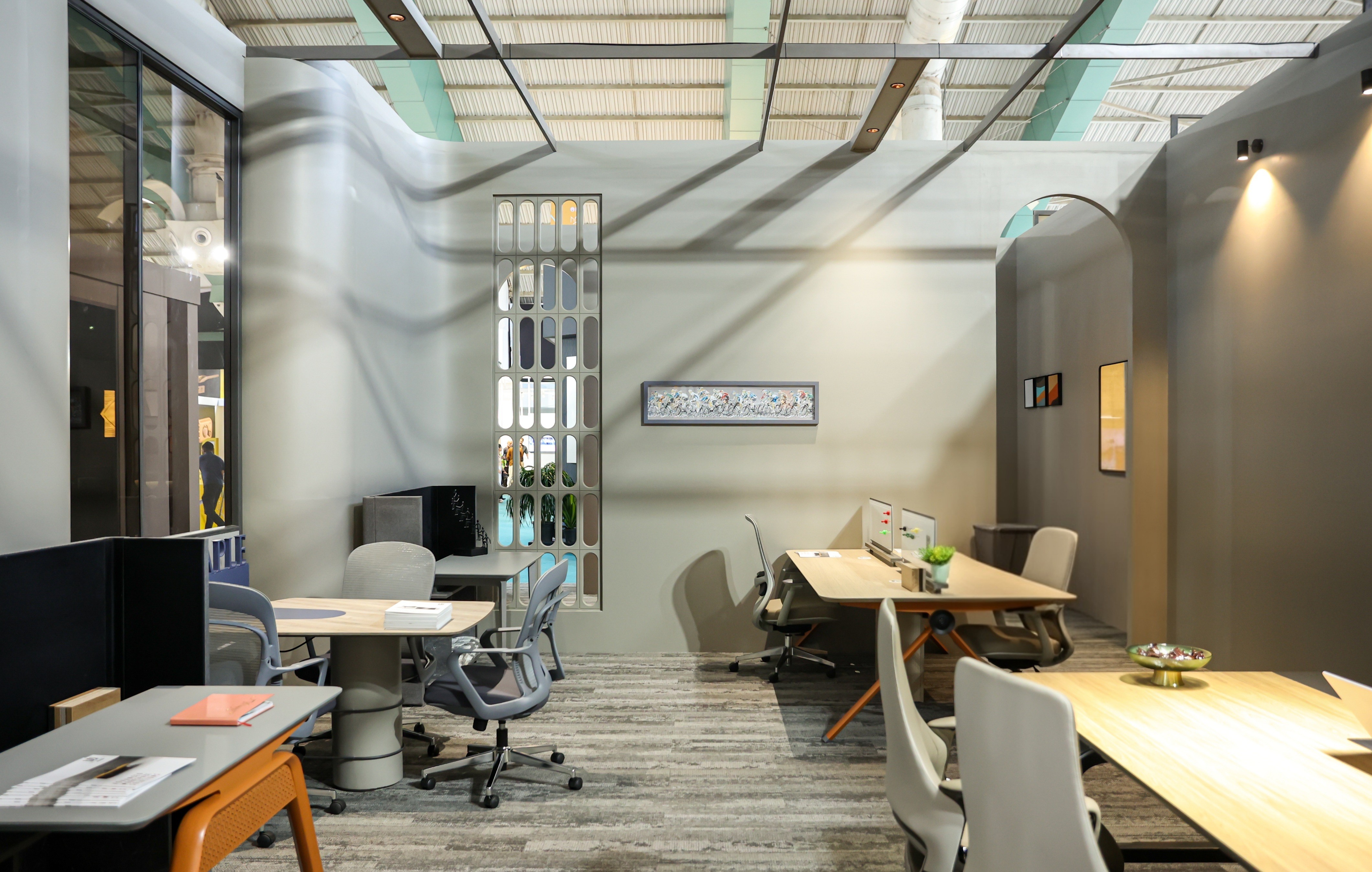 Commercial mall architecture