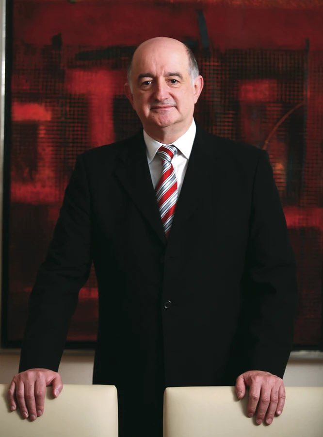Roy Campos