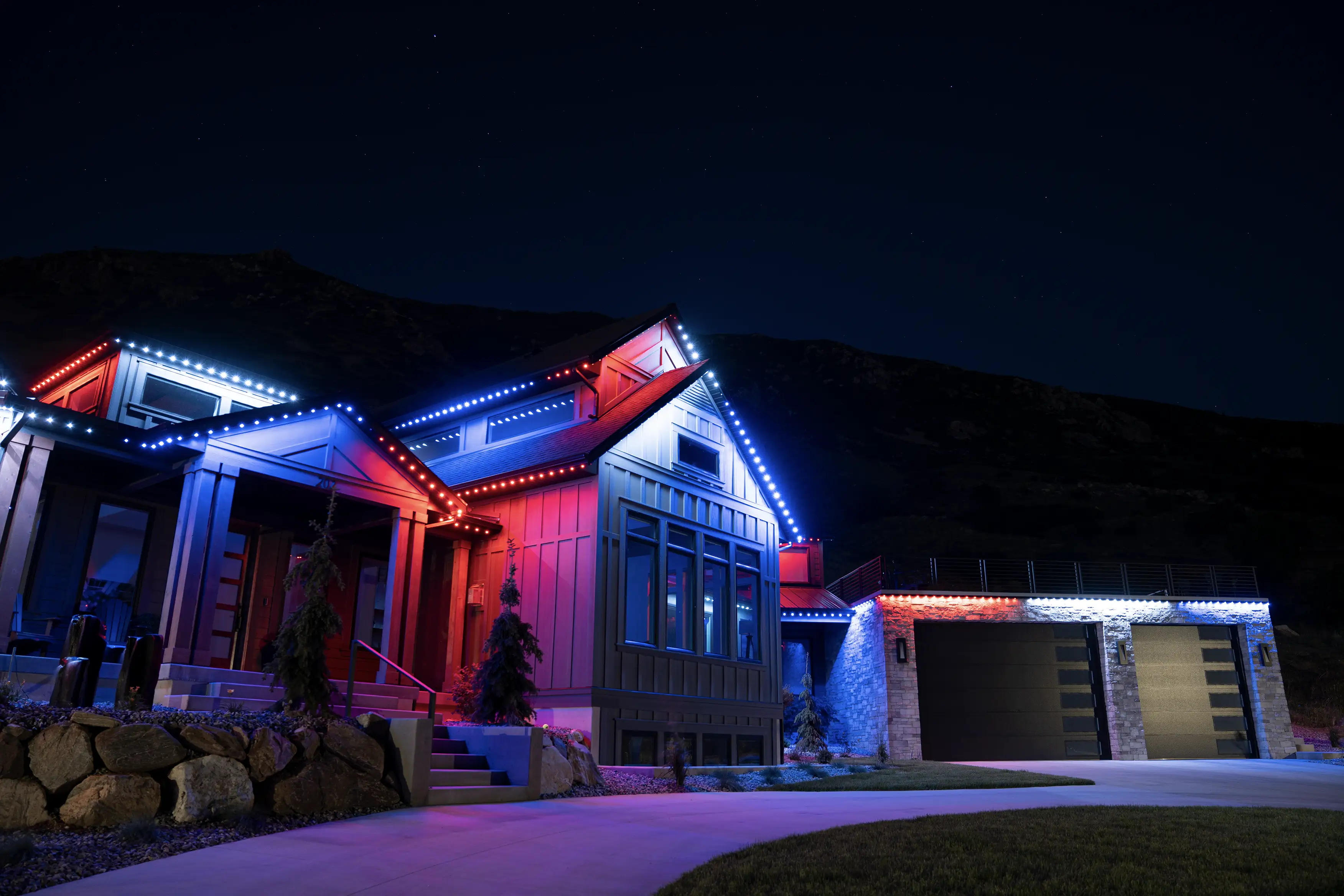 Upscale home architectural LED lighting