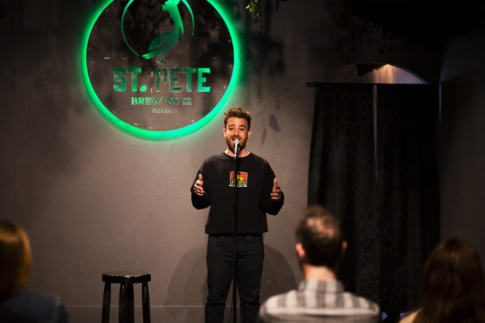 Comedian Jake Polin performing live comedy at St Pete Standup