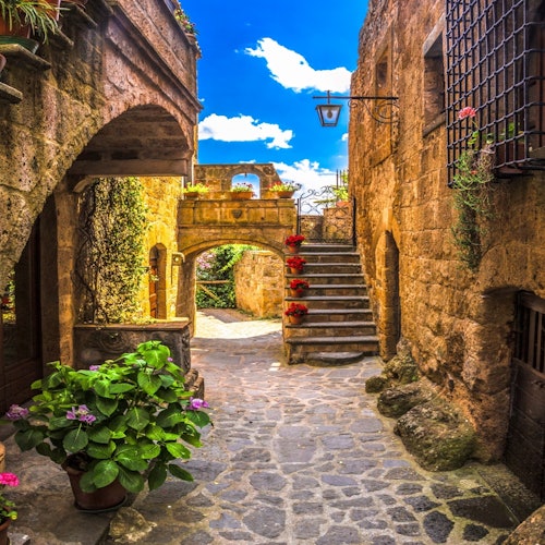 來自羅馬的三個地區