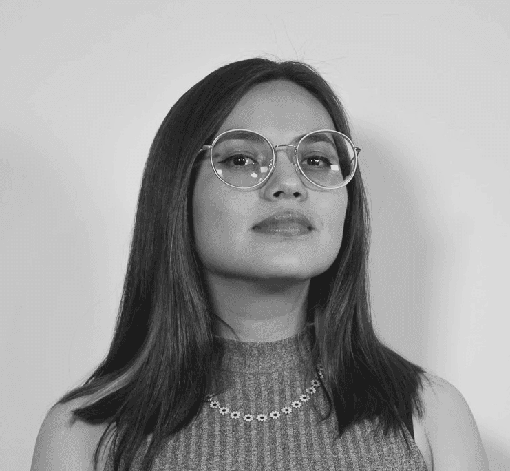 Retrato de Karen Carballo. Mujer