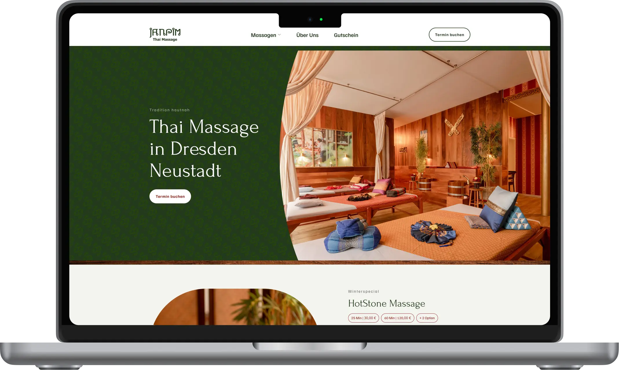 Drei beispielhafte Ansichten der mobilen Ansicht der Webseite