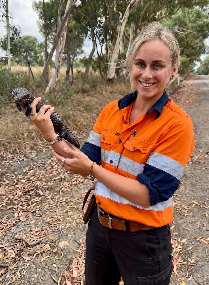 UMINEX – Anna Uhrig, Ecologist, headshot.