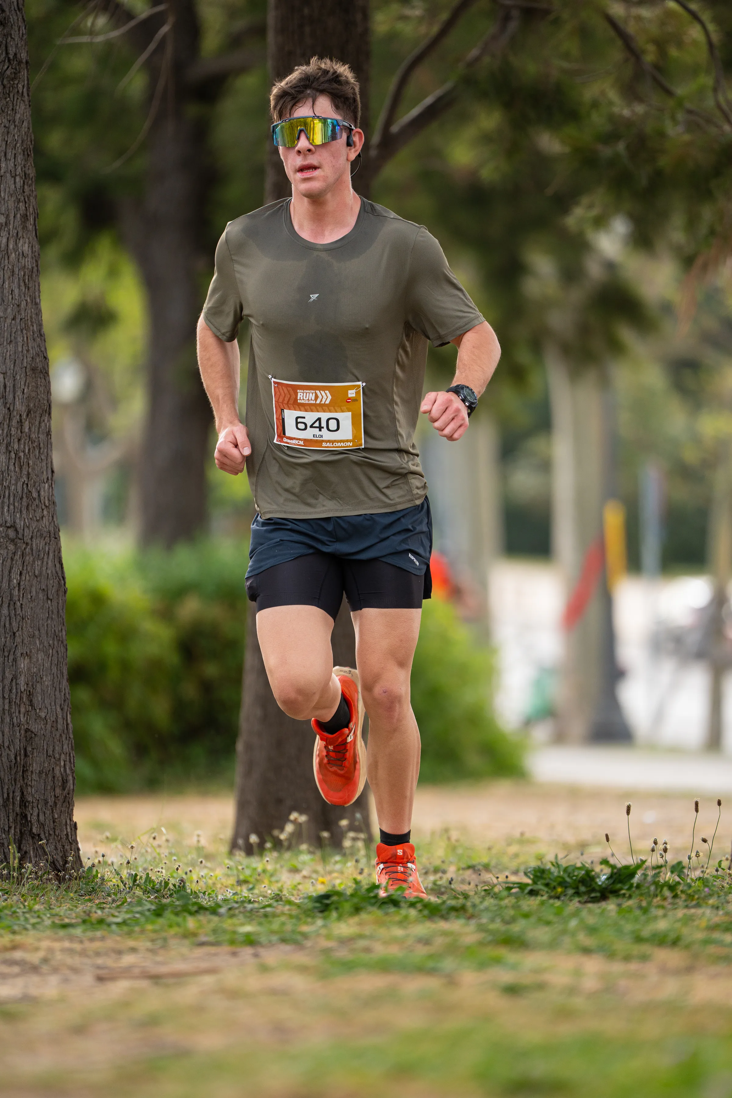 Salomon Run Barcelona Anella Olímpica, fotografía trail running 2026, running Montjuïc Barcelona, carrera popular desnivel