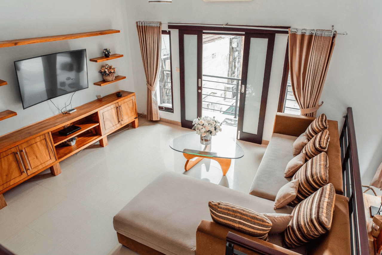 Bright bedroom featuring elegant decor. Find your dream home in Jimbaran with our expert real estate agents.