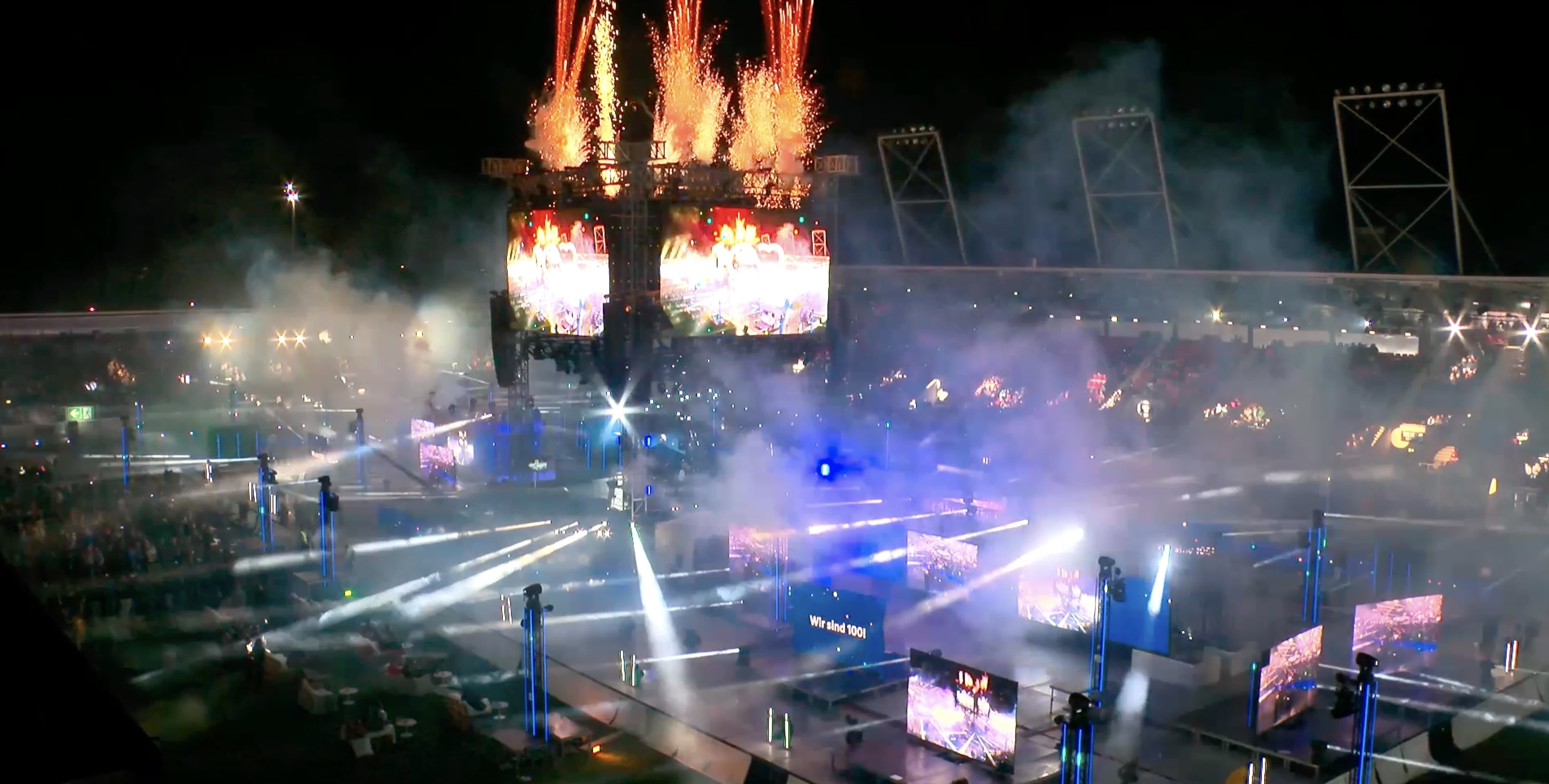 Large-scale anniversary show featuring pyrotechnics, live entertainment and synchronized event media content.