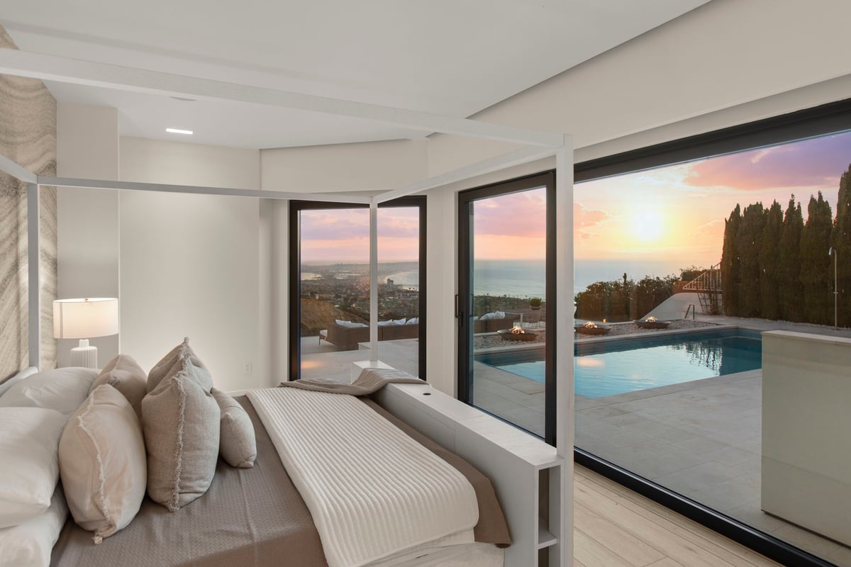 Luxury Home Staging (Lux Package) - Stage Joy