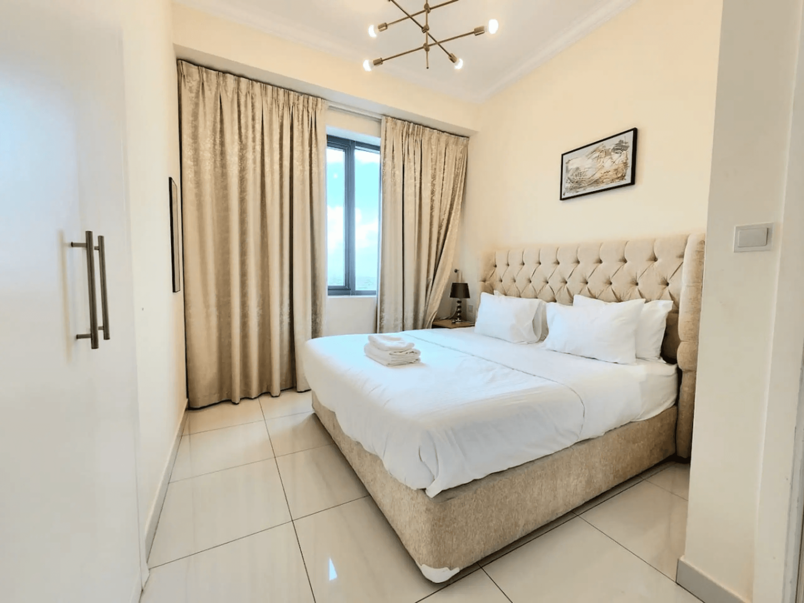 Royal Maison Luxurious 2 Br in Business Bay