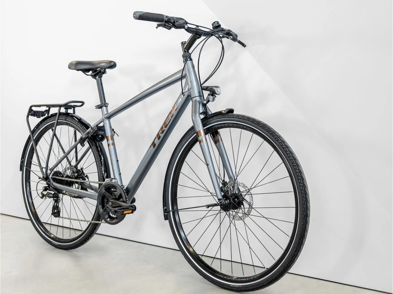 Trek Marlin+ 6  Dnister Black