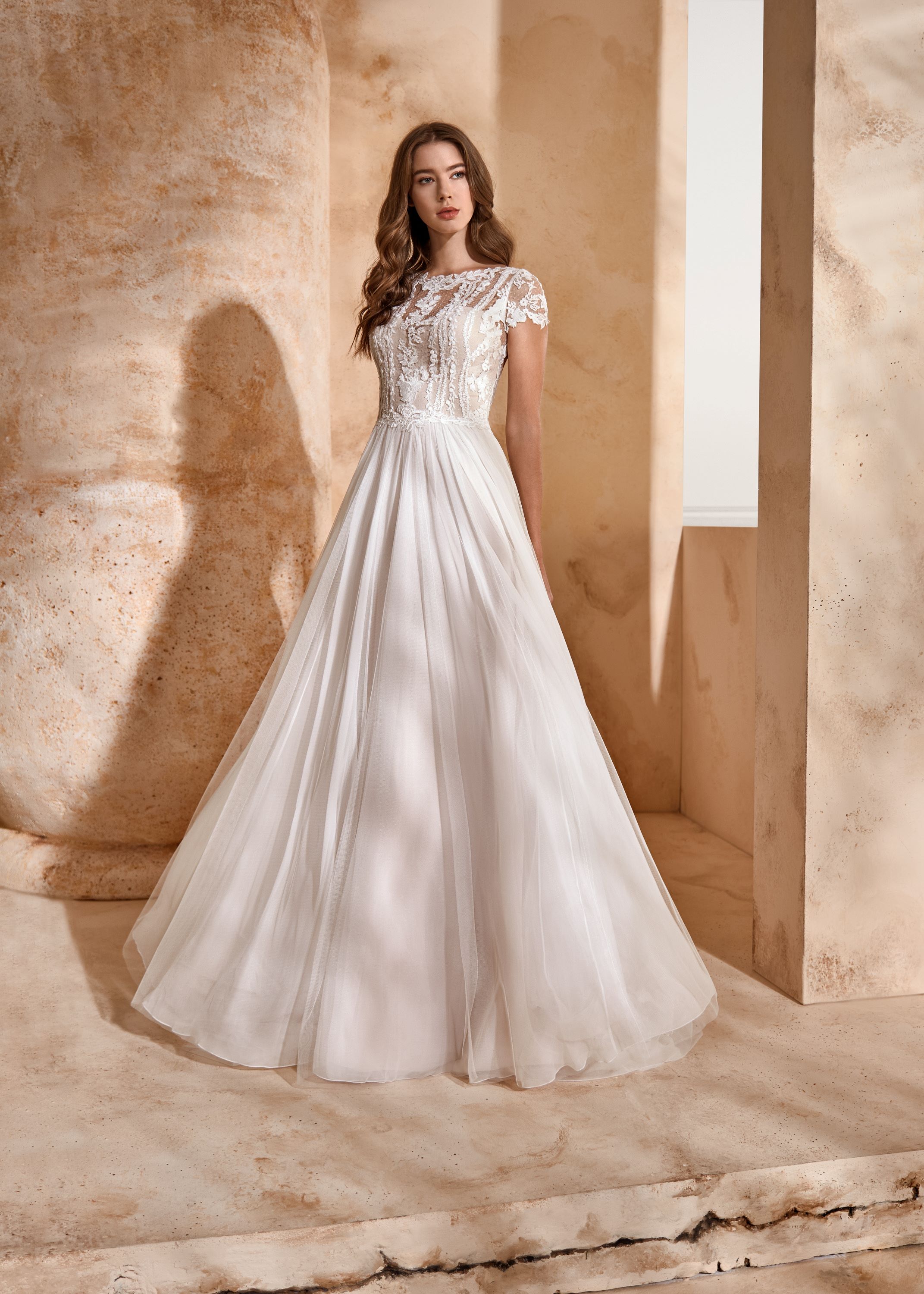 Preiswertes Brautkleid mit Boho Details