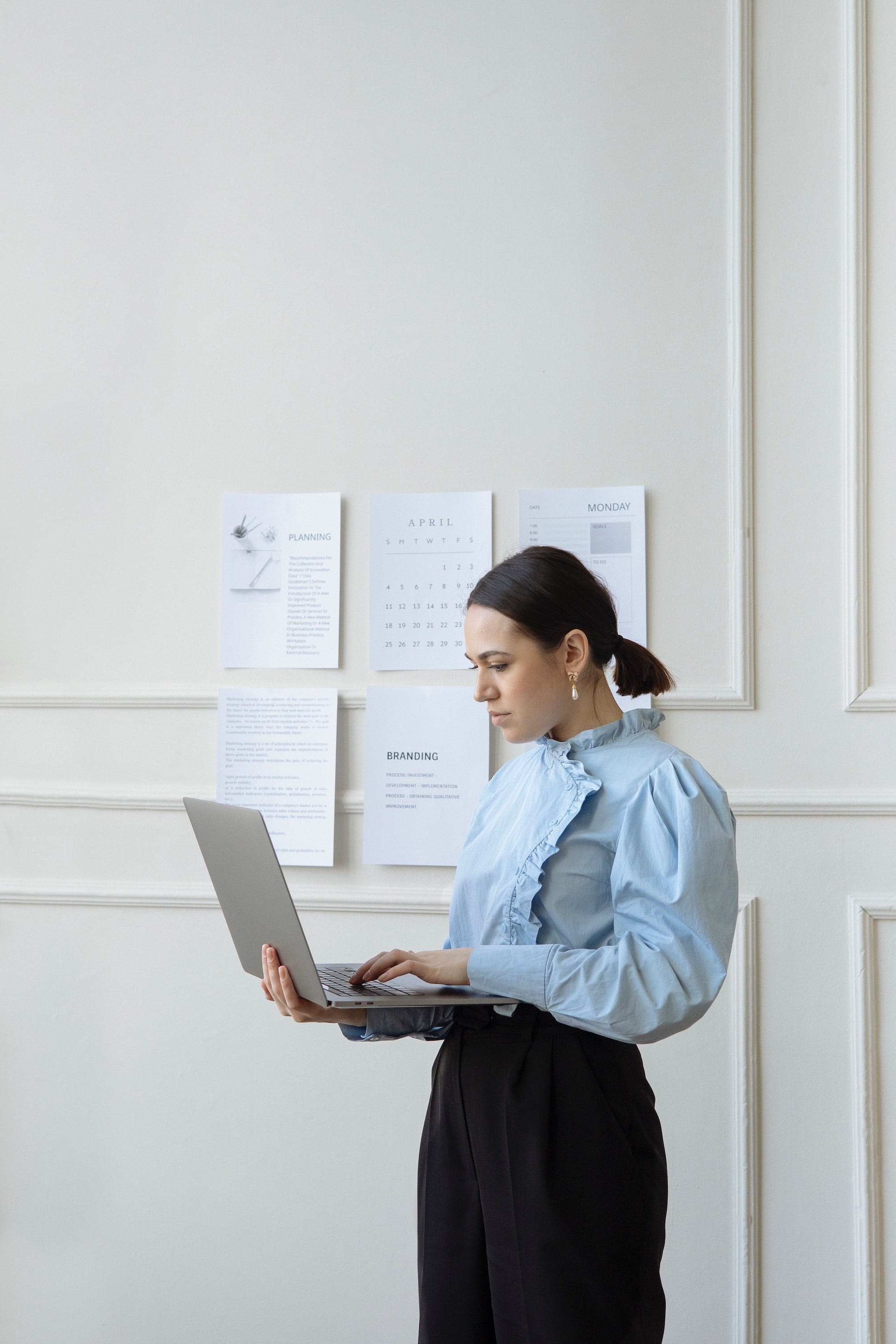 woman using a computer