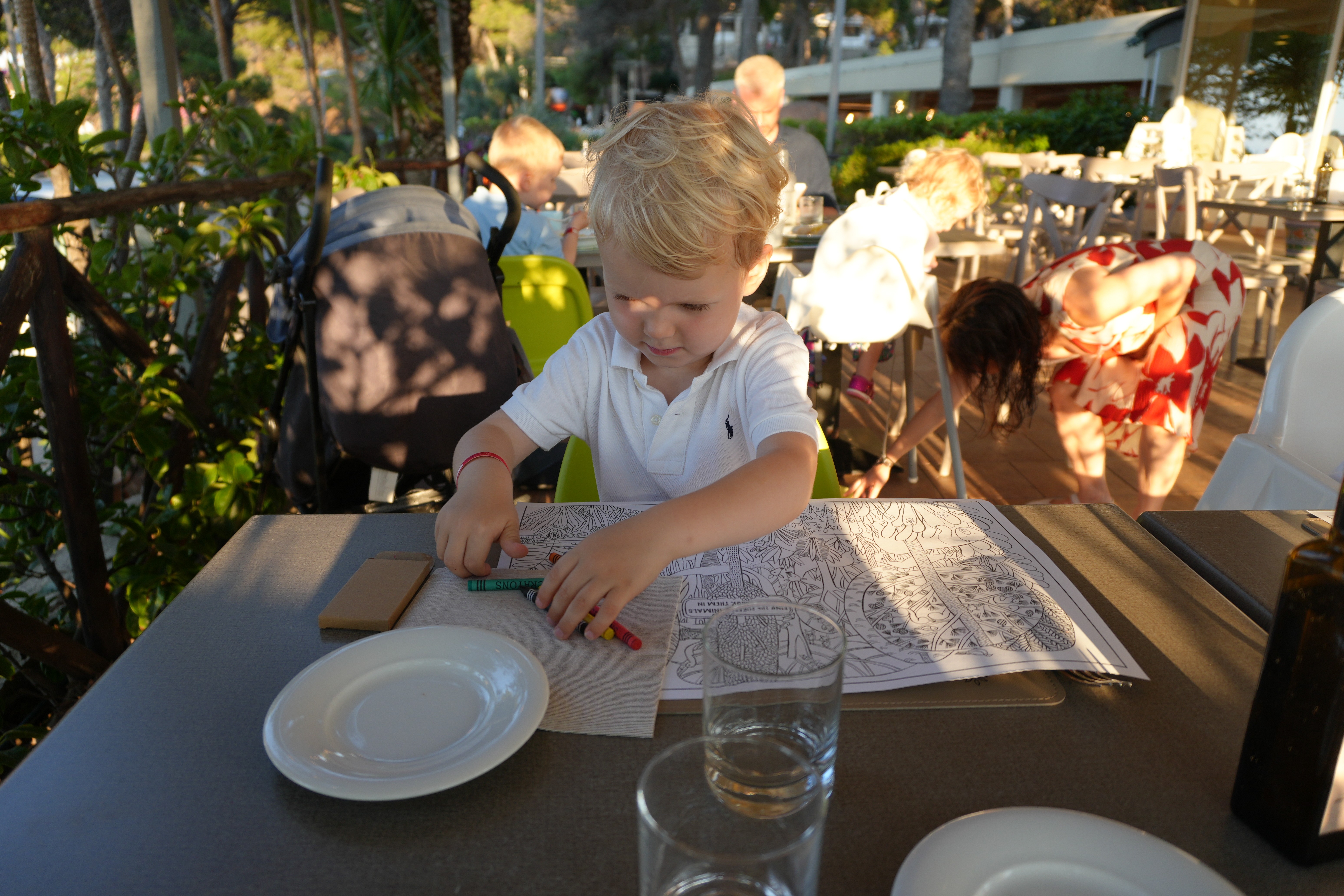 Top Family Resort Gattarella Dining Coloring