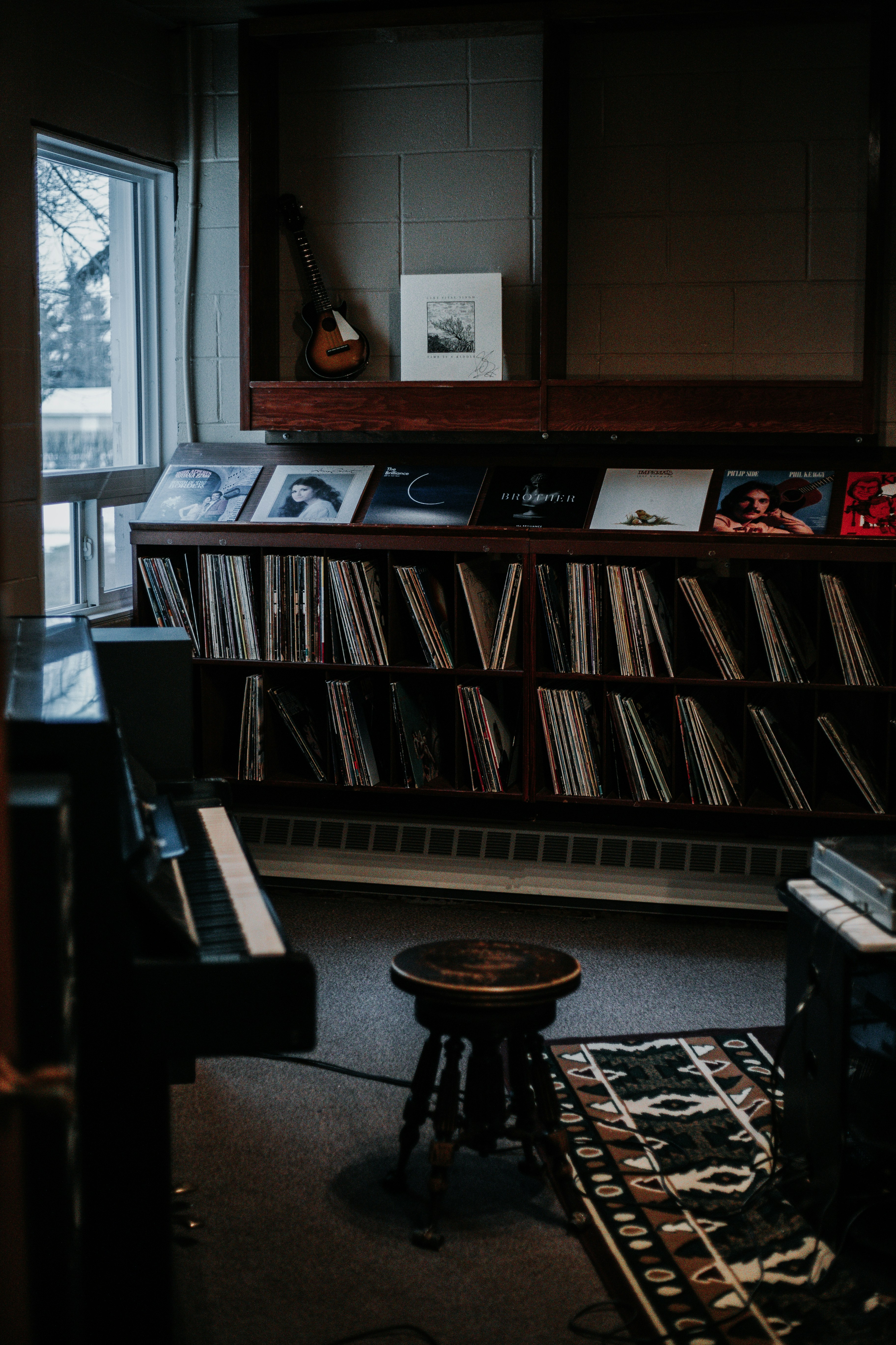 room with musical instrumentals and records