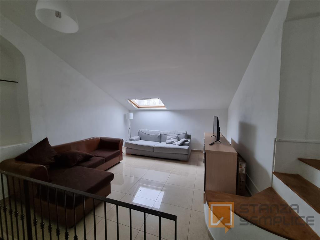 Stanza singola di 14 mq in Via Pietro Trinchera n., Napoli – 530€ tutto incluso, cauzione zero