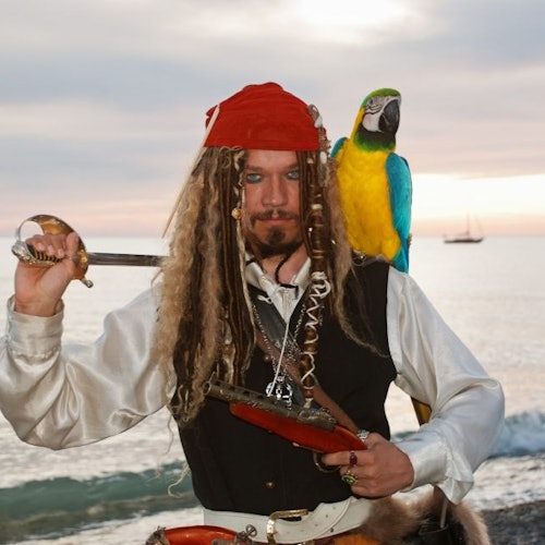 Alanya: Merirosvoalusretki lounaalla & juomilla - liput Alanyassa