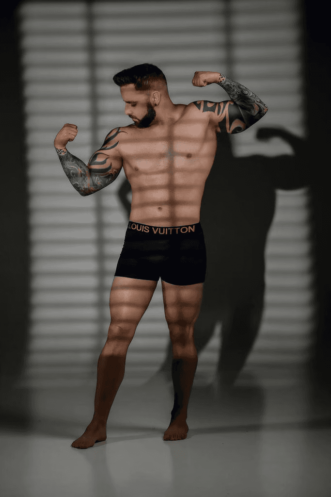 Foto do massagista John em casa de Leiria