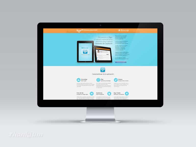 Diseño de sitio web Banesto en pantalla de computadora, interfaz intuitiva con dispositivos móviles, fondo azul y detalles en naranja.