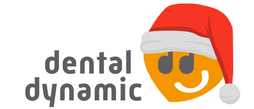Logo Dental Dynamic: 'Dental Dynamic' in grijs, naast een oranje hart met lachende ogen en mond.