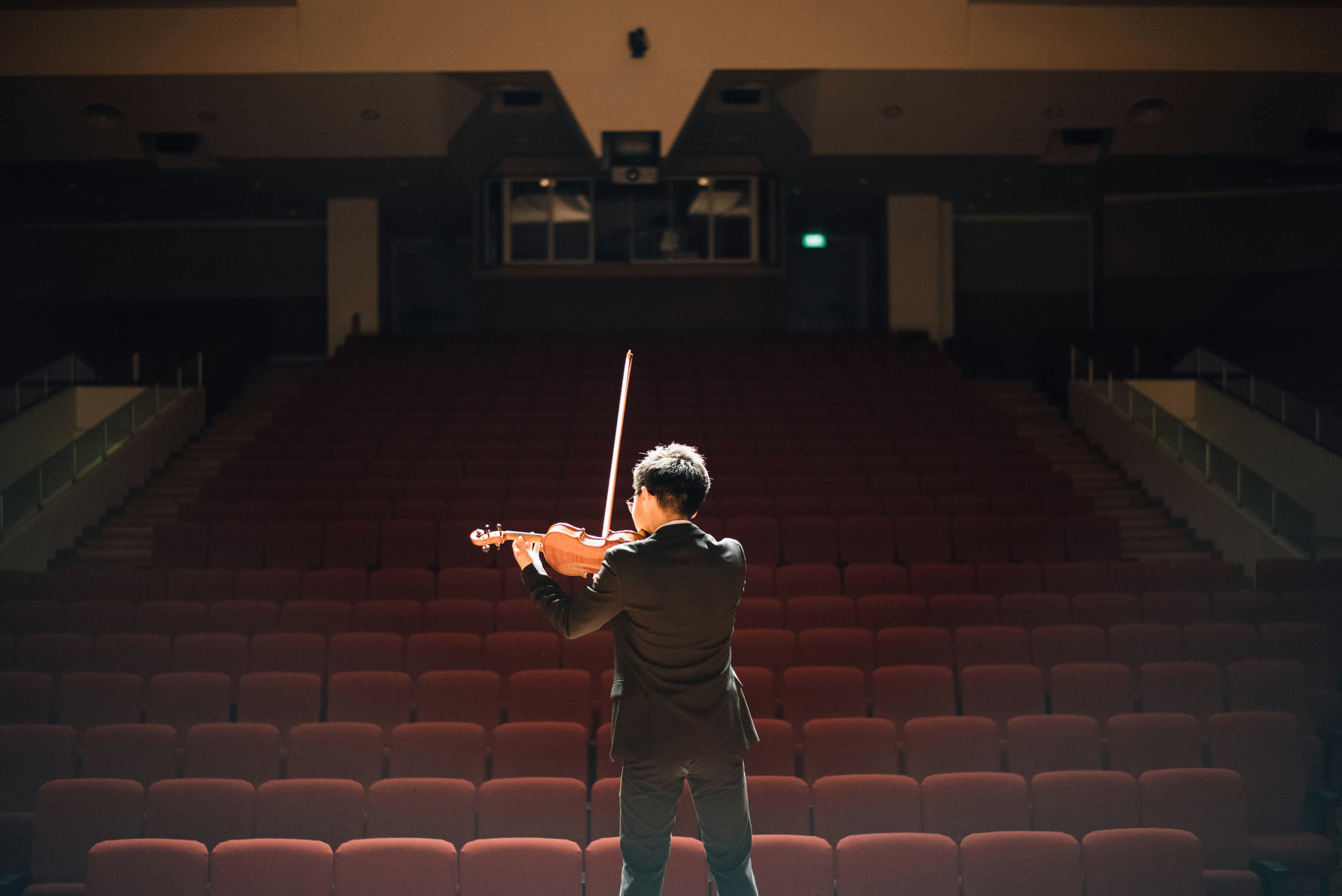 violinist