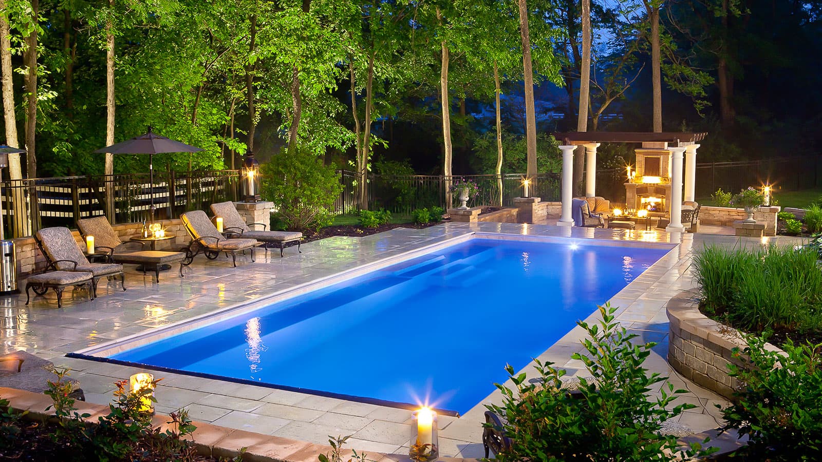 Backyard Lounge with Pergola