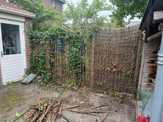 Tuin renovatie schutting before