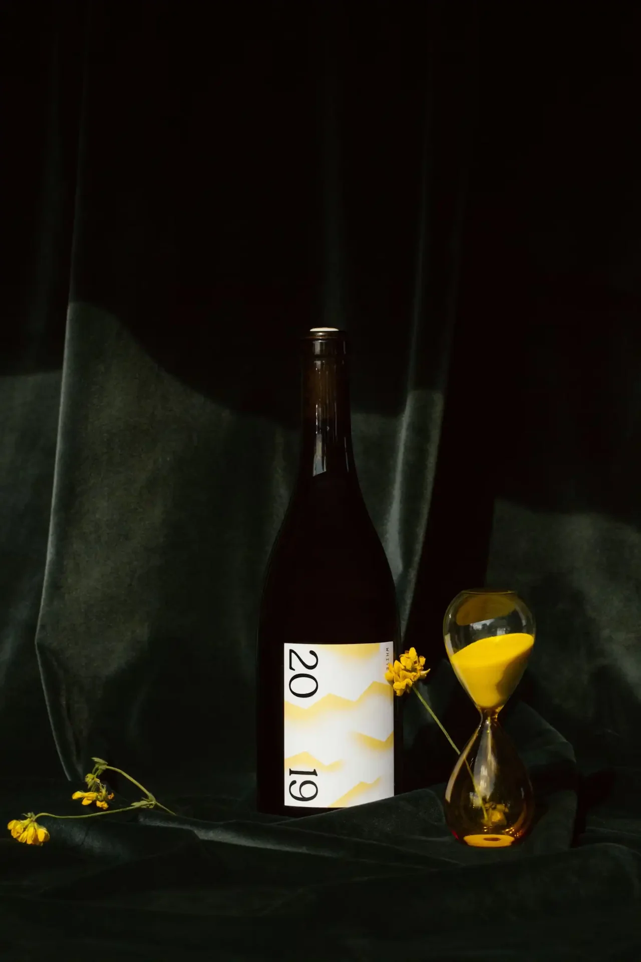 Wine Design Packaging in Lineup Studio: Free Framer Porfolio Template for Graphic Designers 03