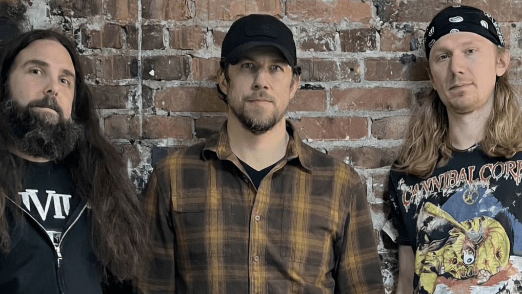  Photo by © Mother Crone promo