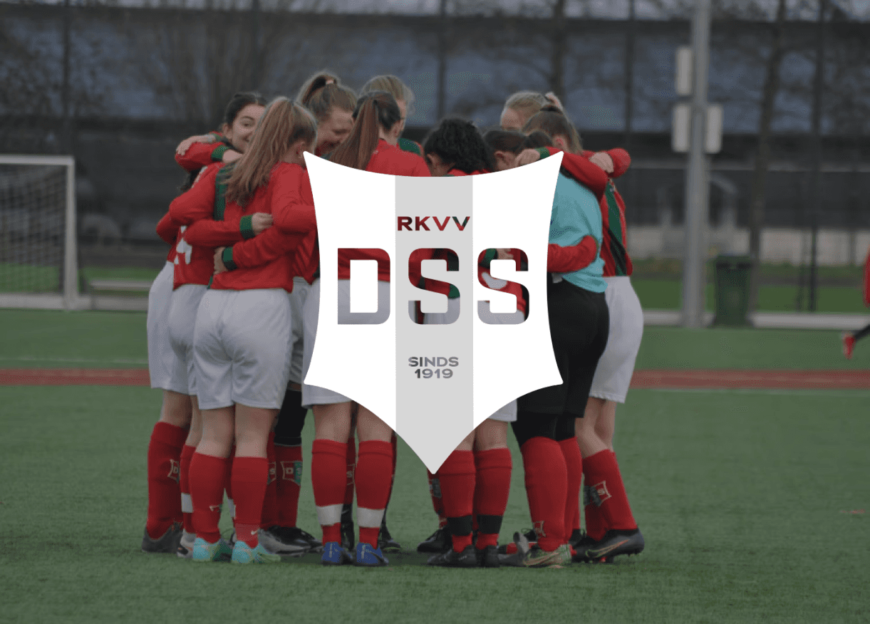 DSS Voetbal logo wit