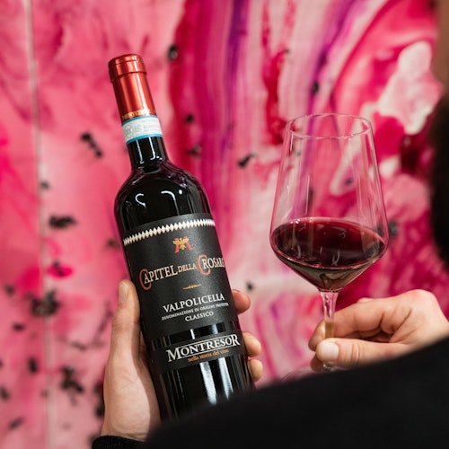 جلسه چشیدن شراب