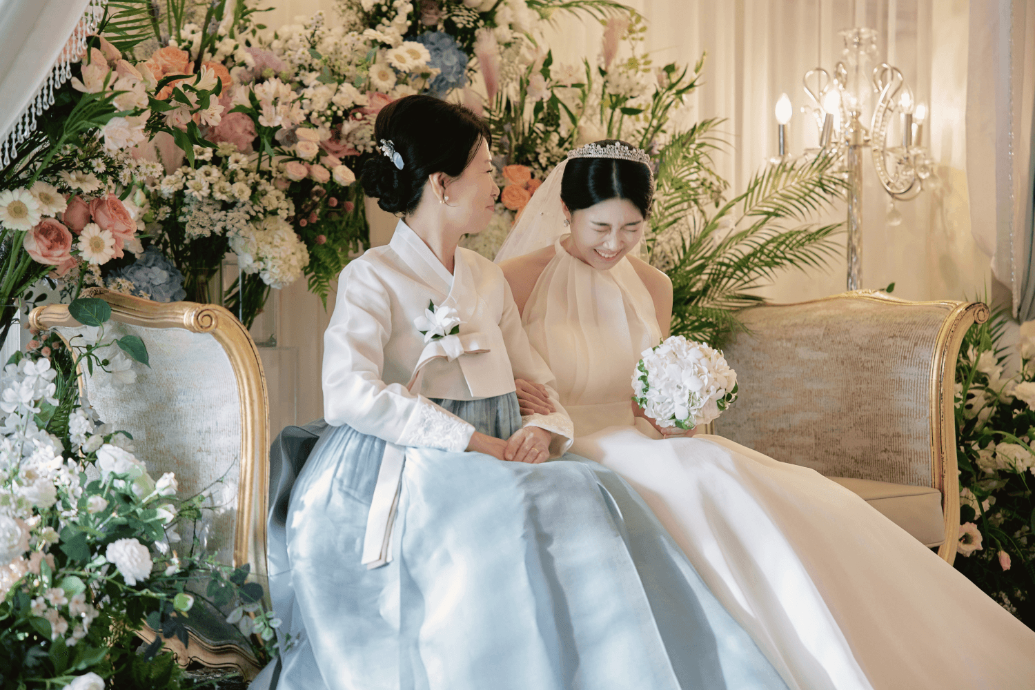 명동 라루체 본식스냅 후기 | 그레이스홀 천정 오픈 촬영 - 디어데이스냅
