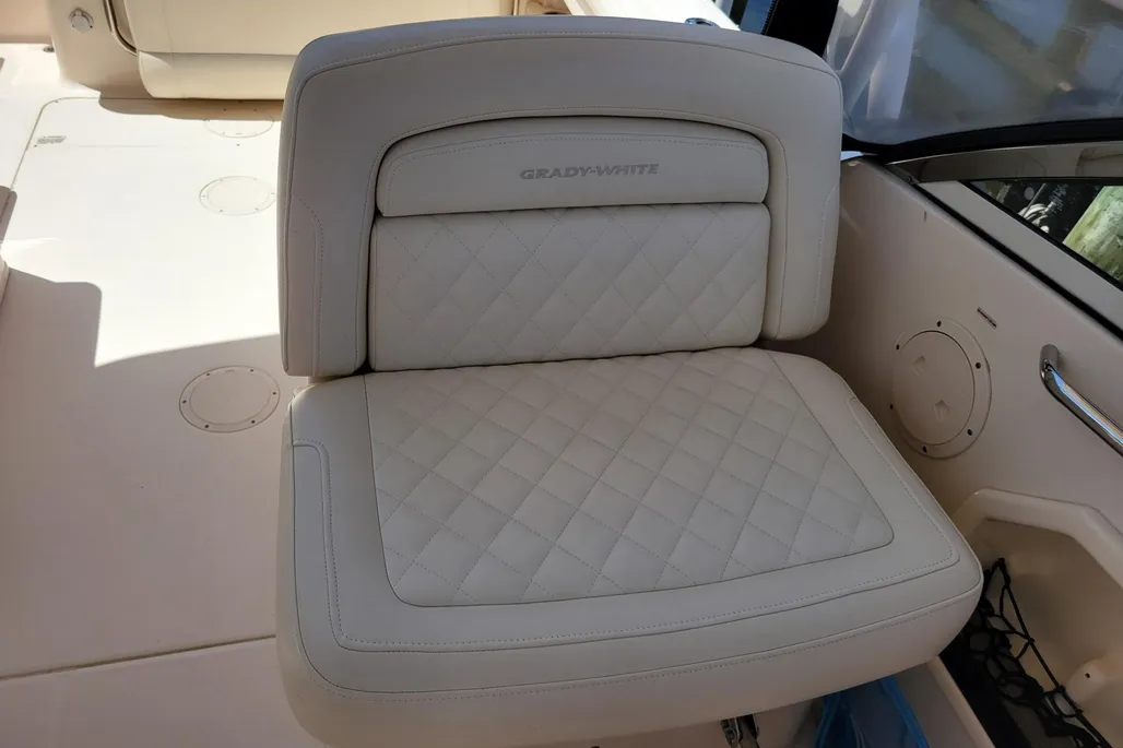 Boat thumbnail 14