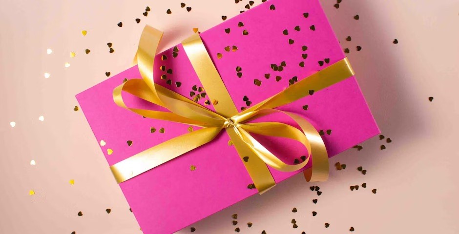 Valentine's Day gift tips by Charly Cares