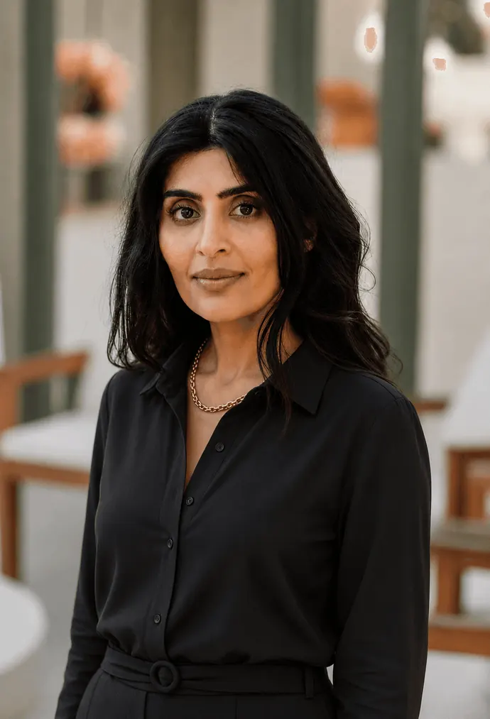 Dr. Asiya Amin
