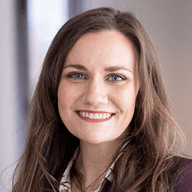 man wearing black shirt