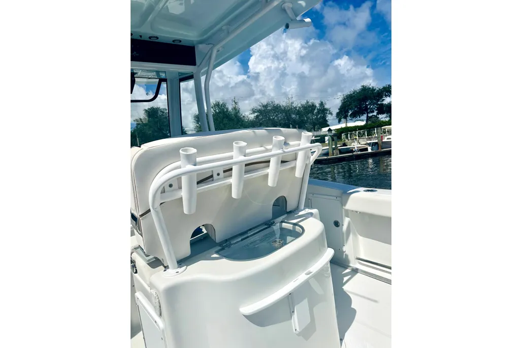 Boat thumbnail 8