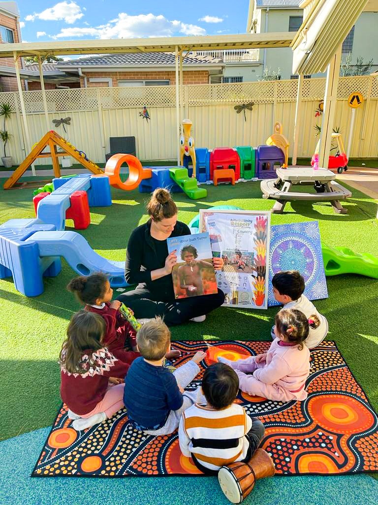 children-playing-birthday-game