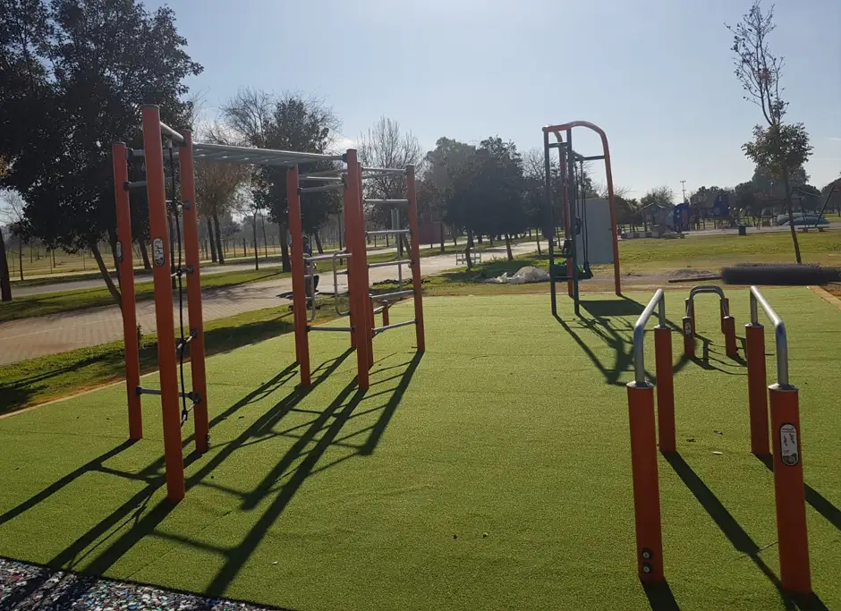 gimnasio para adultos y niños