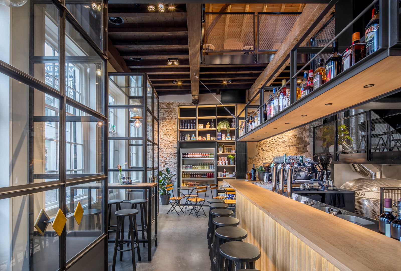 Positive Space, Madonna - entree bar