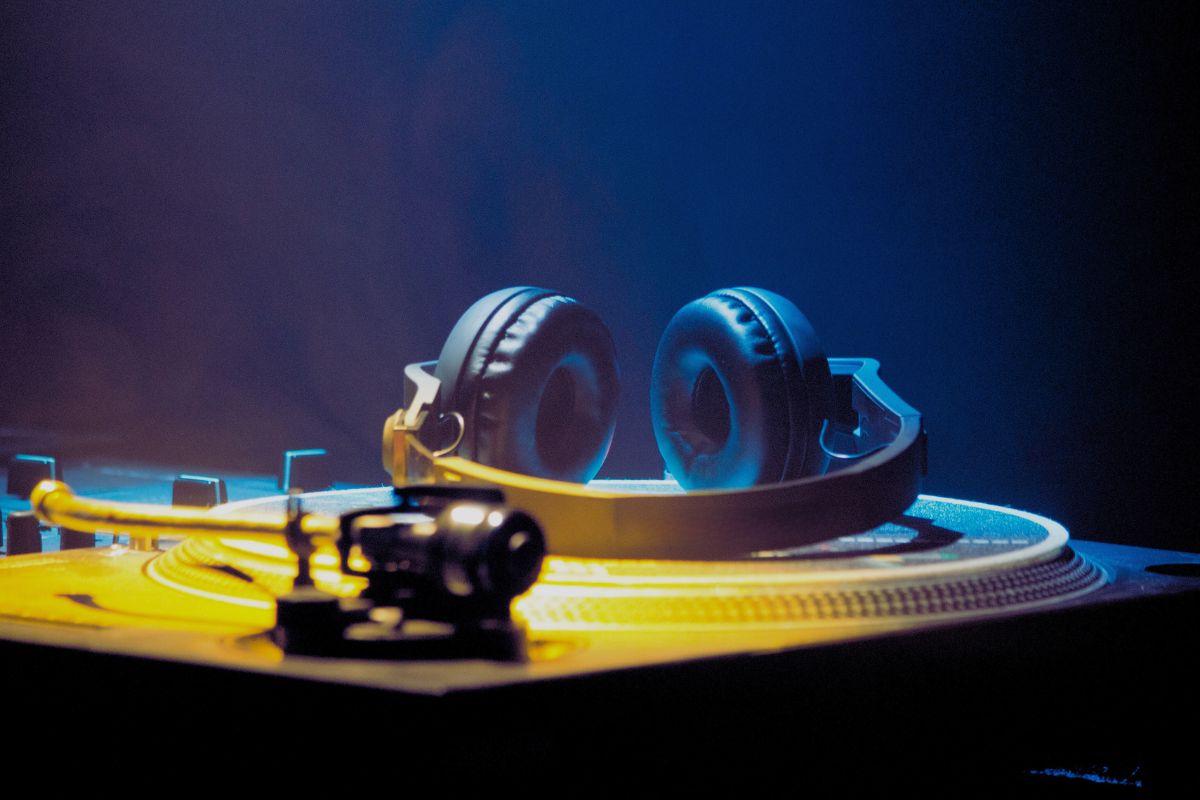 DJ turntable and headphones.