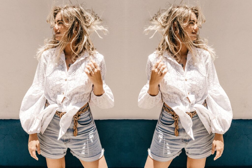 Portraits of mirror image