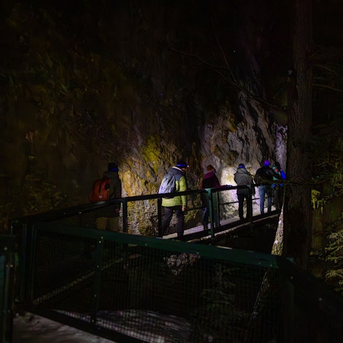 Banff Turları Keşfi - Akşam Johnston Kanyonu Buz Yürüyüşü