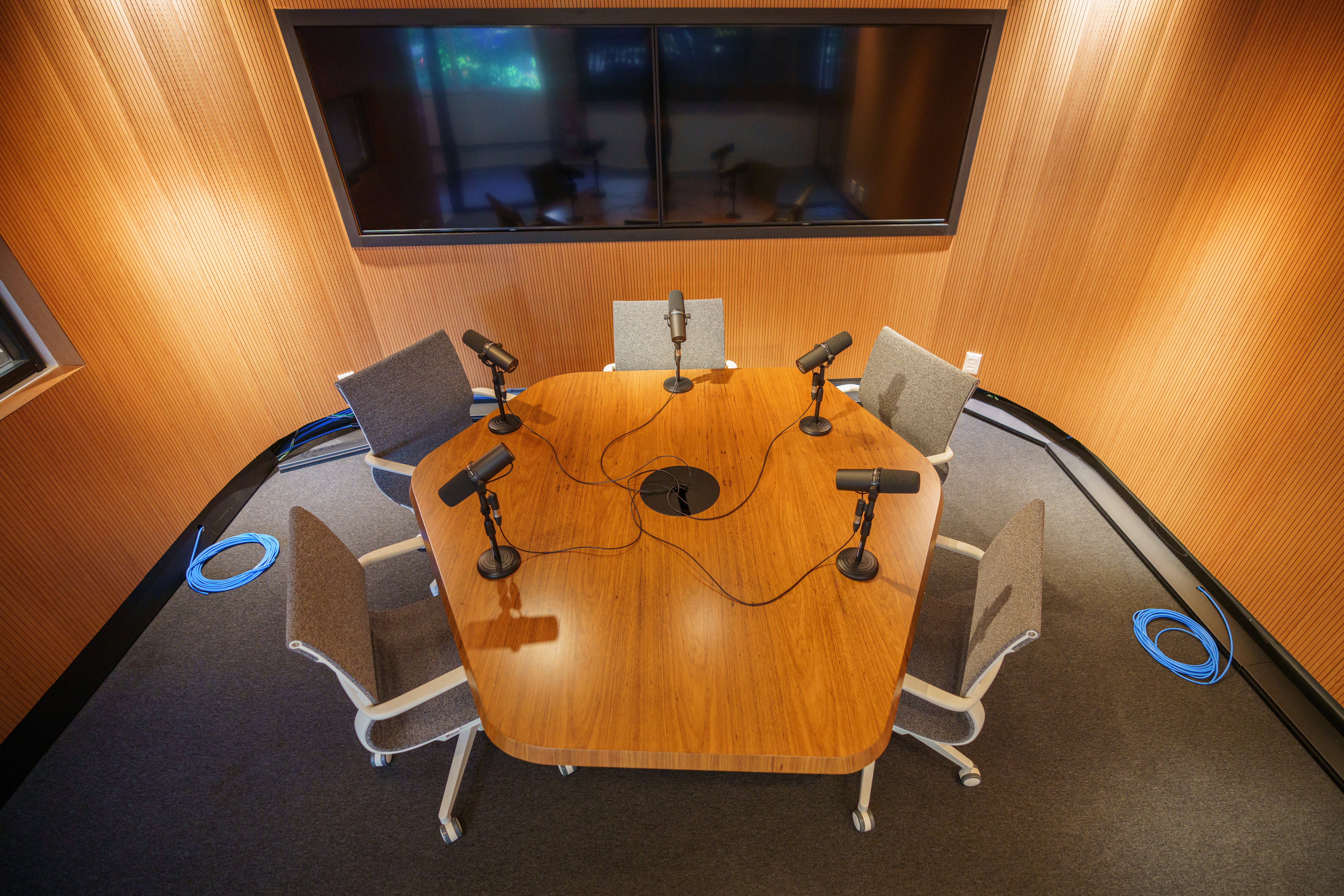 Coach explaining something to an athlete